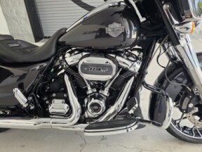2021 Harley-Davidson® Street Glide® Special Black Jack Metallic thumb 0