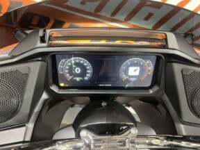 FLTRX 2025 Road Glide™ thumb 2