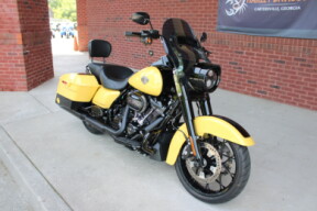 2023 Harley-Davidson® Road King® Special Industrial Yellow thumb 3