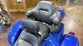 2024 Harley-Davidson® Tri Glide™ Ultra thumb 1