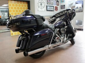 2018 Harley-Davidson CVO Limited thumb 2