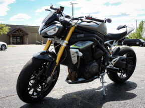  2023 Speed Triple 1200 RS thumb 0