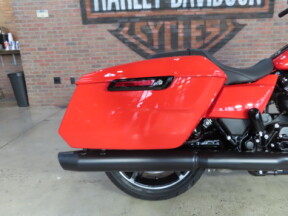 2026 Harley-Davidson® Road Glide™ FLTRX thumb 1