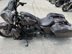 FLHXSE 2019 CVO™ Street Glide® thumb 1