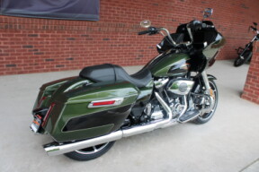 2026 Harley-Davidson® Road Glide® Olive Steel Metallic / Vivid Black Chrome Trim thumb 2