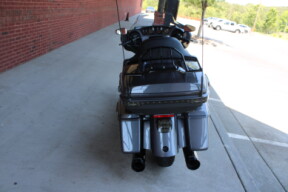 2020 Harley-Davidson® CVO™ Limited Smoky Gray & Stormcloud thumb 1