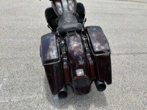FLHXSE 2019 CVO™ Street Glide® thumb 0