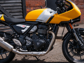2026 Triumph Thruxton 400 thumb 1