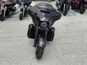 FLHXSE 2019 CVO™ Street Glide® thumb 3