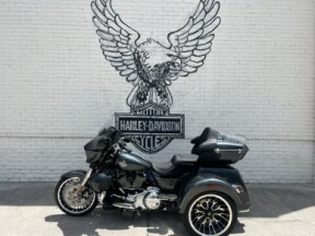 2026 Harley-Davidson® Street Glide 3 Limited thumb 3