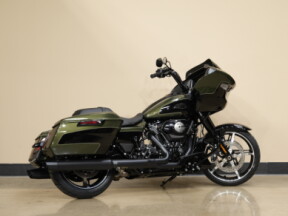 FLTRX 2026 Road Glide® thumb 3