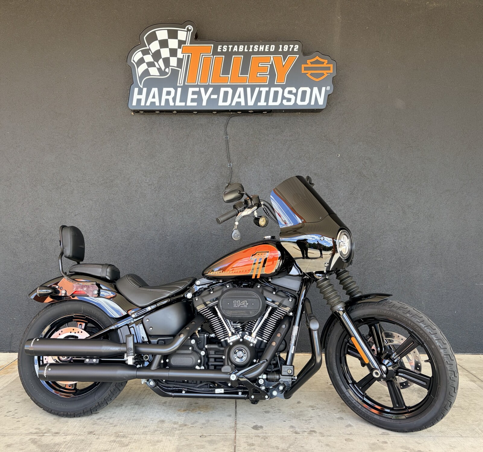 FXBBS 2022 Street Bob® 114