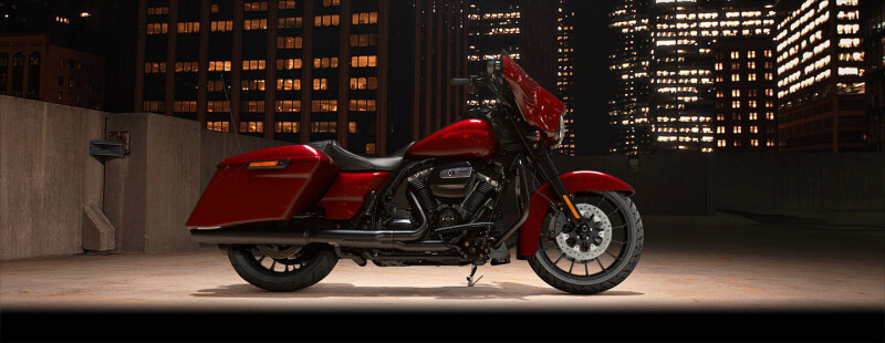 2018 Harley-Davidson® Street Glide® Special HC Heated Red Flake