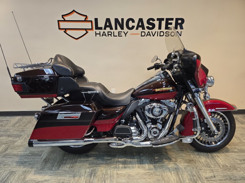2010 Harley-Davidson® Electra Glide® Ultra Limited Merlot Sunglo/Cherry Red Sunglo FLHTK