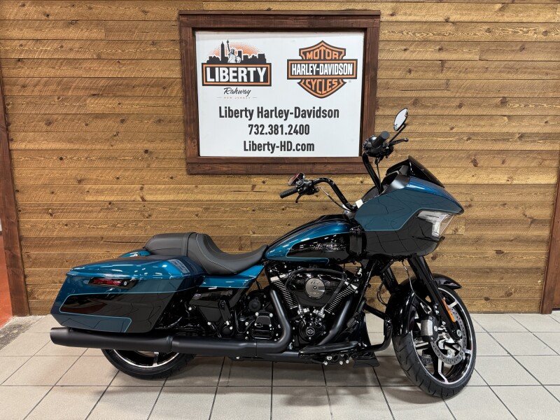 2026 Harley-Davidson® Road Glide® Teal Thunder / Vivid Black Black Trim  FLTRX