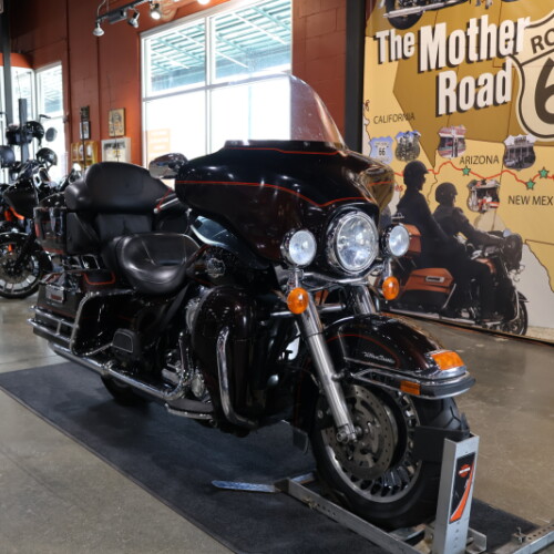 FLHTCU 2011 Electra Glide® Ultra Classic® thumb 2