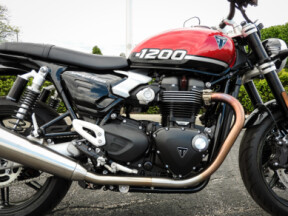 DP5 2025 Speed Twin 900 thumb 2