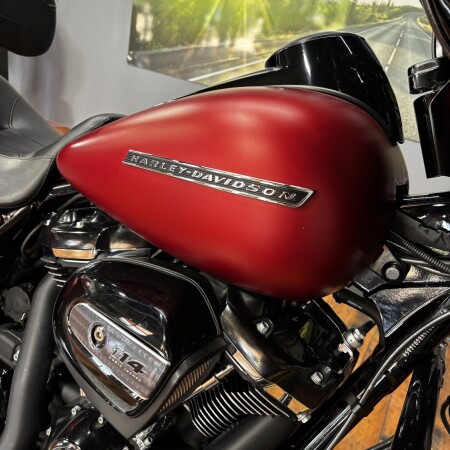2019 Harley-Davidson® Street Glide® Special WICKED RED DNM thumb 3