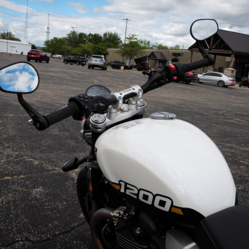 DP5 2025 Speed Twin 900 thumb 2
