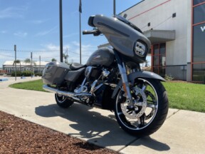 FLHX 2026 Street Glide® thumb 2