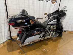 2019 Harley-Davidson® Road Glide® Ultra Midnight Blue/Barracuda Silver thumb 3