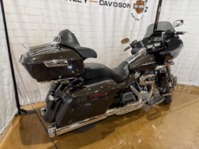 2018 Harley-Davidson® Road Glide® Sumatra Brown thumb 3