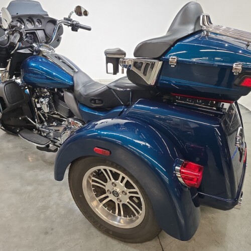 FLHTCUTG 2020 Tri Glide® Ultra thumb 0