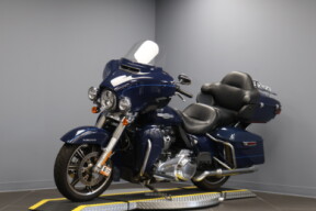 2021 Harley-Davidson® Ultra Limited FLHTK thumb 1
