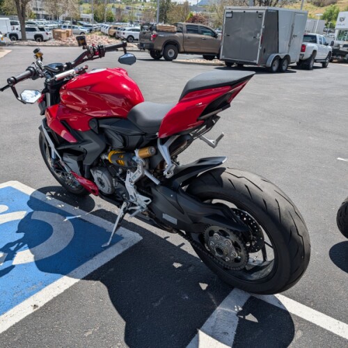 2024 Ducati Streetfighter V2 thumb 0