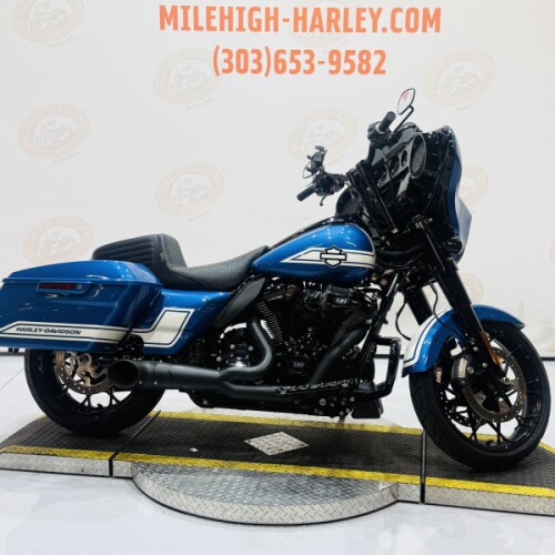 2023 Street Glide®  FLHXST thumb 3