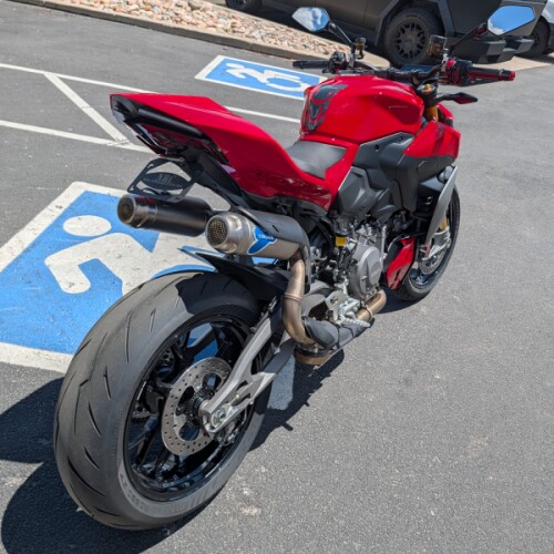 2026 Ducati Streetfighter V2 S thumb 2