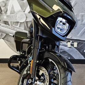 2026 Street Glide® FLHX thumb 1