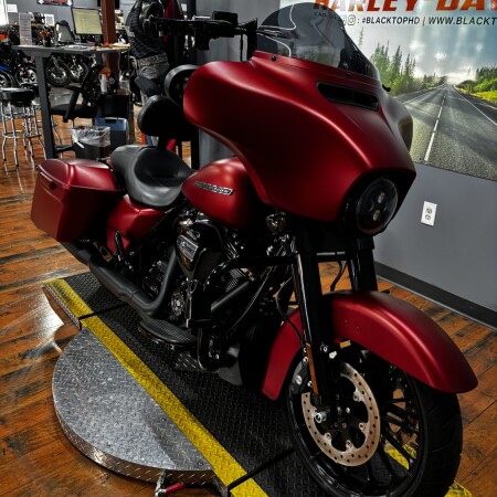 2019 Harley-Davidson® Street Glide® Special WICKED RED DNM thumb 0