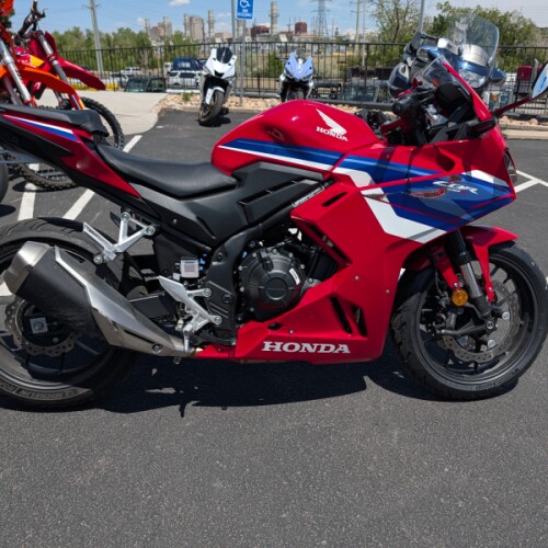 2025 Honda CBR500R Grand Prix Red thumb 3
