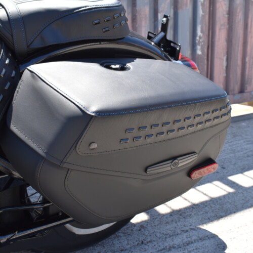2026 Harley-Davidson® Heritage Classic FLHC thumb 1