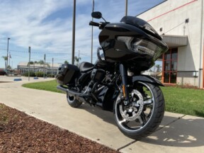 FLTRX 2026 Road Glide® thumb 2