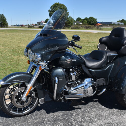 2026 Harley-Davidson® Road Glide 3 Iron Horse Metallic thumb 1