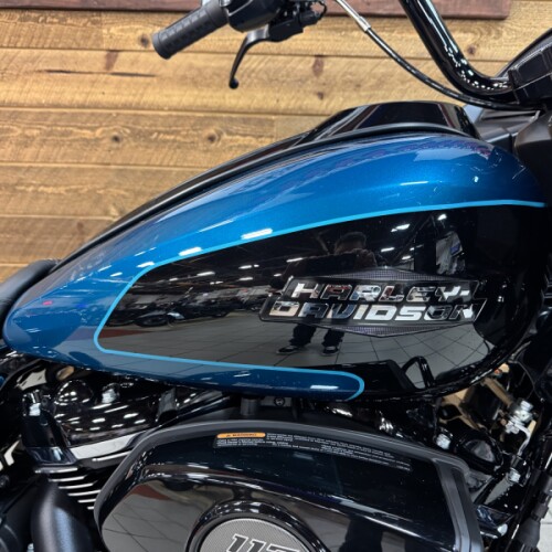 2026 Harley-Davidson® Road Glide® Teal Thunder / Vivid Black Black Trim  FLTRX thumb 3