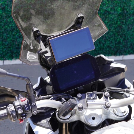 2020 F 900 XR thumb 0