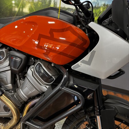 2021 Harley-Davidson® Pan America™ 1250 Special BAJA ORANGE/STONE WASHED WH thumb 2