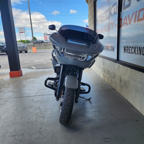 2026 Harley-Davidson® Road Glide® thumb 2