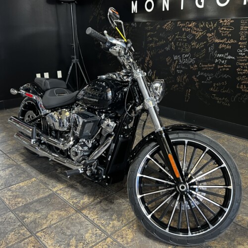 2026 Harley-Davidson® Breakout® thumb 2