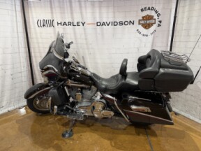 2006 Harley-Davidson® Screamin’ Eagle Ultra Classic Electra Glide Two-Tone Black Candy Crimson and C thumb 0