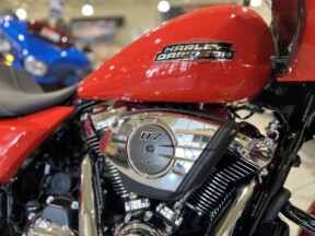 FLTRX 2026 Road Glide® thumb 2