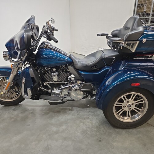 FLHTCUTG 2020 Tri Glide® Ultra thumb 1