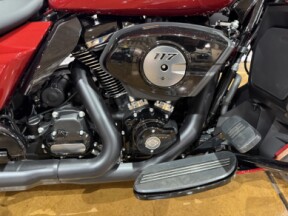2026 Harley-Davidson® Street Glide Limited Brilliant Red Black Trim thumb 2