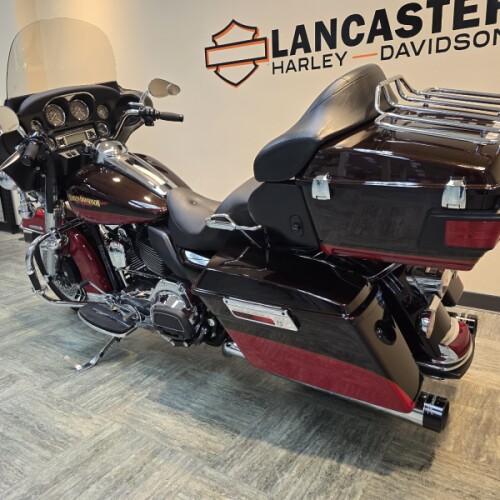 2010 Harley-Davidson® Electra Glide® Ultra Limited Merlot Sunglo/Cherry Red Sunglo FLHTK thumb 0