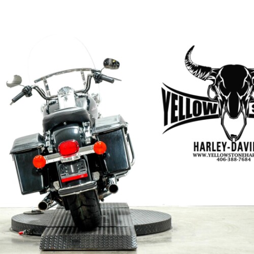 2010 Harley-Davidson® Road King® Vivid Black thumb 2