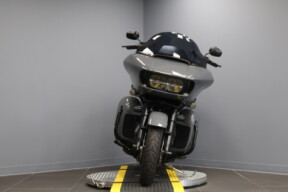 2022 Harley-Davidson® Road Glide® Limited FLTRK thumb 2