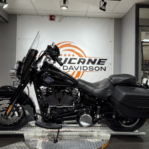 2026 Harley-Davidson® Heritage Classic® thumb 0